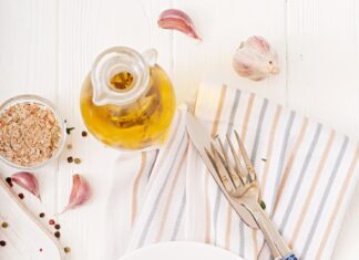 Сосиски в зажарке: простой рецепт