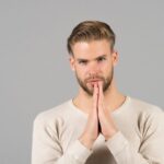 Примета: чешется правая щека у мужчины