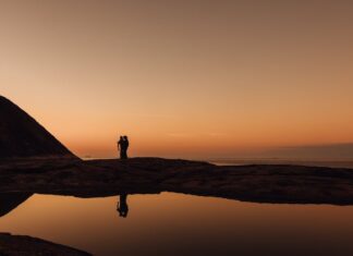 Парные обои для рабочего стола и экрана блокировки