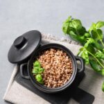 Гречка с мясом на сковороде: пошаговый рецепт