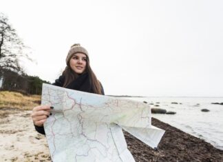 Обхватить землю пешком: расстояние и время