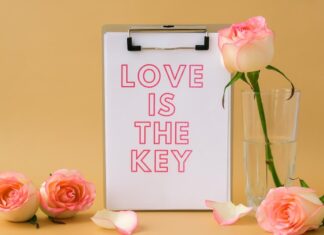 Короткие и красивые пожелания для молодоженов на свадьбе