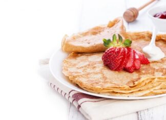 Тонкие блины на молоке с дырочками