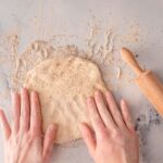 Быстрое приготовление бездрожжевого слоеного теста дома