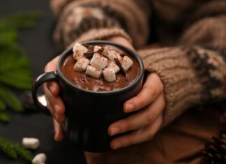 Готовим горячий шоколад из какао в домашних условиях