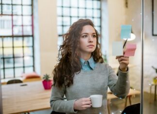 Как заставить человека написать вам прямо сейчас