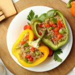 Фаршированные перцы с фаршем и рисом в мультиварке