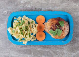 Картошка с курицей: 10 простых рецептов