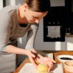 Лепить пельмени во сне: значение для женщин