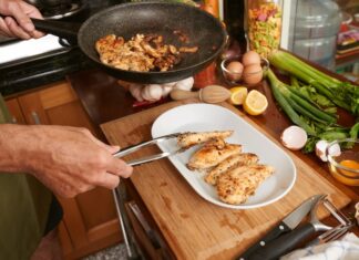 Вкусный кролик на сковороде: рецепт из дома