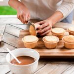 Простые кексы в силиконовых формочках в духовке