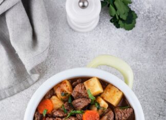 Гуляш из говядины по рецепту детского сада