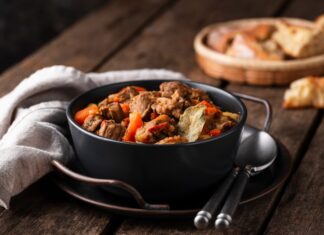 Говядина на сковороде: идеи для ужина