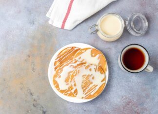 Пышные блины на кефире с содой