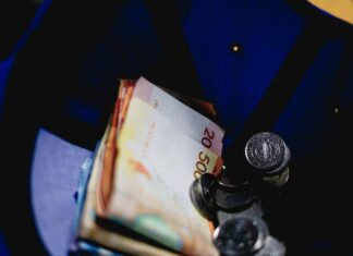 Большое ТВ: Город Москва списал деньги