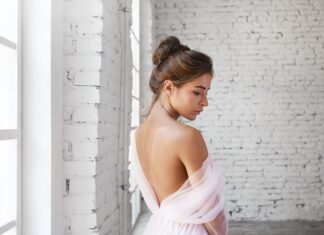 Как создать высокий хвост на волосах средней длины