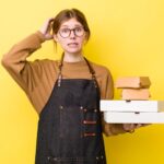 Возрастной порог для работы курьером в Яндекс Еде