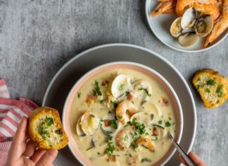 Рыбный суп из консервов горбуши с картошкой