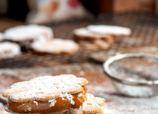 Вафельные орешки: простой рецепт