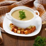 Овсяной суп с курицей и овощами