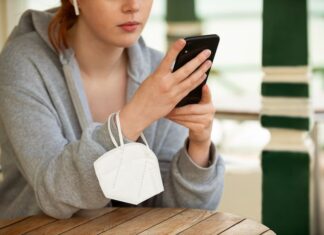 Яндекс Станция: Работа без интернета по Bluetooth