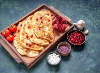 Лепешки без яиц на сковороде на воде и муке