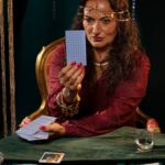 Значение карты Дама Треф в гадании на обычных картах