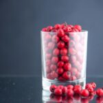 Настойка из черной рябины на водке: рецепт в домашних условиях