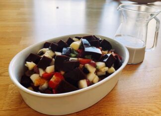 Баклажанный салат «Пальчики оближешь» на зиму: рецепты