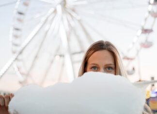 Сны о катании на аттракционах: толкование