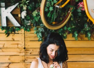 Маленькие тату на запястье для девушек со смыслом