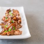 Куриные Сердечки в Сметане с Чесноком на Сковороде