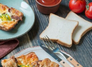 Свиная отбивная с сыром и майонезом в духовке