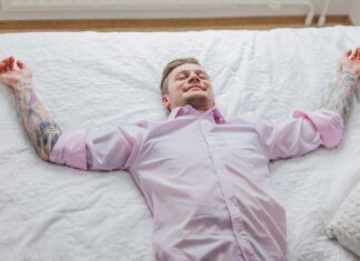 Почему ребенок рвет во сне