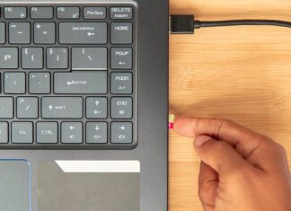 Как включить блок питания от компьютера без кнопки