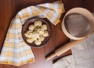 Пошаговый рецепт теста для вареников с картошкой