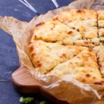 Дрожжевой пирог с минтаем в духовке