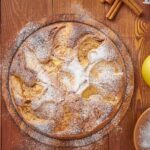 Яблочный сухой пирог с манкой