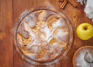 Яблочный сухой пирог с манкой