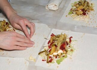 Лаваш в духовке: рецепты с