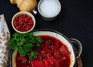 Варка борща из свежей капусты с мясом