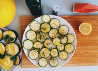 Маринованные кабачки: простой рецепт