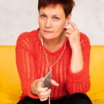 Почему значок наушников в телефоне не издает звук