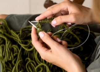 Плетение фигурок из резинок на станке для начинающих