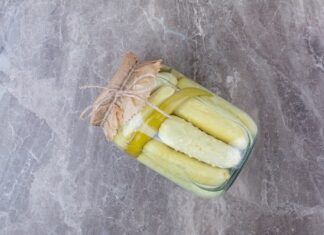 Хрустящие огурцы в маринаде с уксусом на зиму