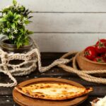 Рецепт Хачапури с сыром на молоке на сковороде