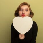 Как правильно делать комплименты девушке