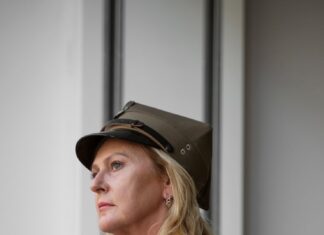 Военная форма во сне женщины: толкование