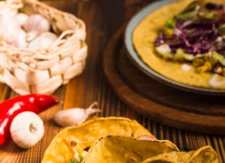 Лаваш в духовке: рецепты с разными начинками