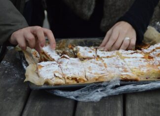 Рыбный пирог из дрожжевого теста в духовке